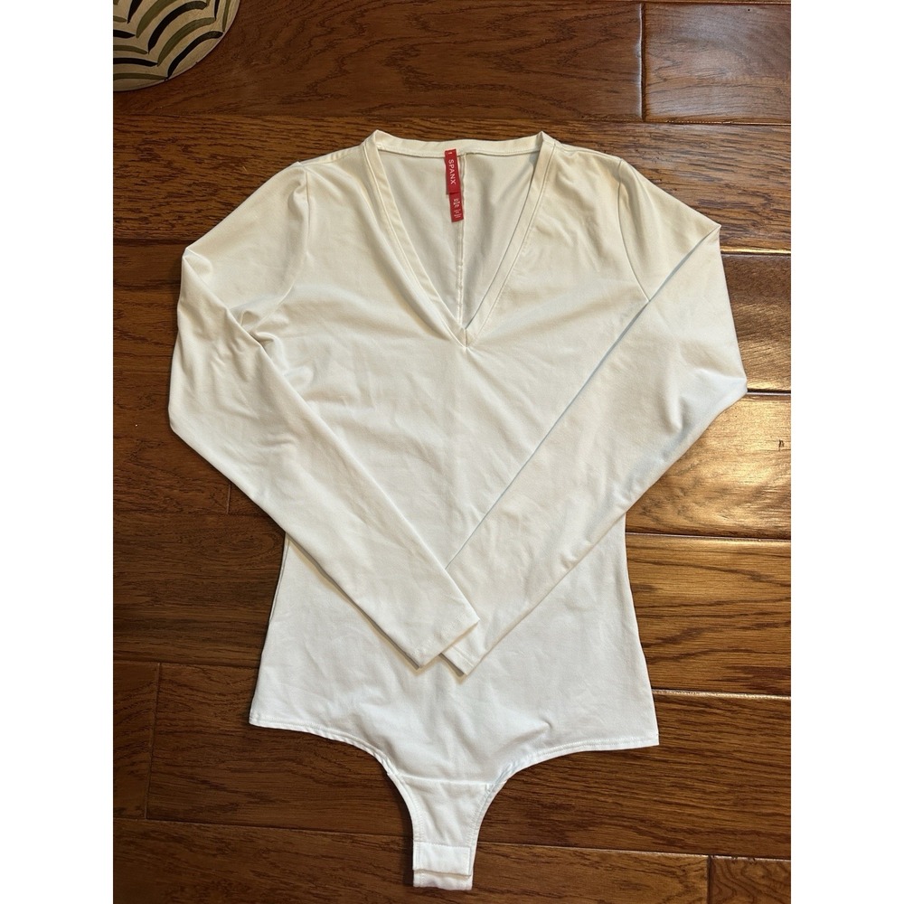 Spanx Womens XS Suit Yourself White V-Neck Long Sleeve Bodysuit Top EUC